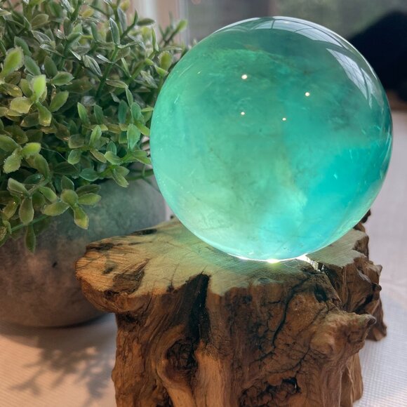 Green Fluorite Sphere 1.16lb 2.3 " - Picture 1 of 6